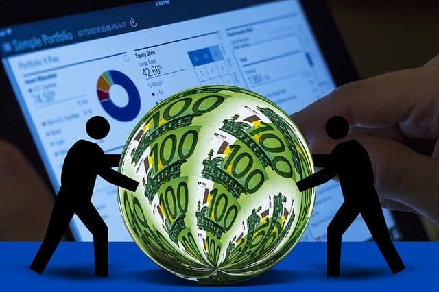 How Fintech is Changing the Way You Use Money